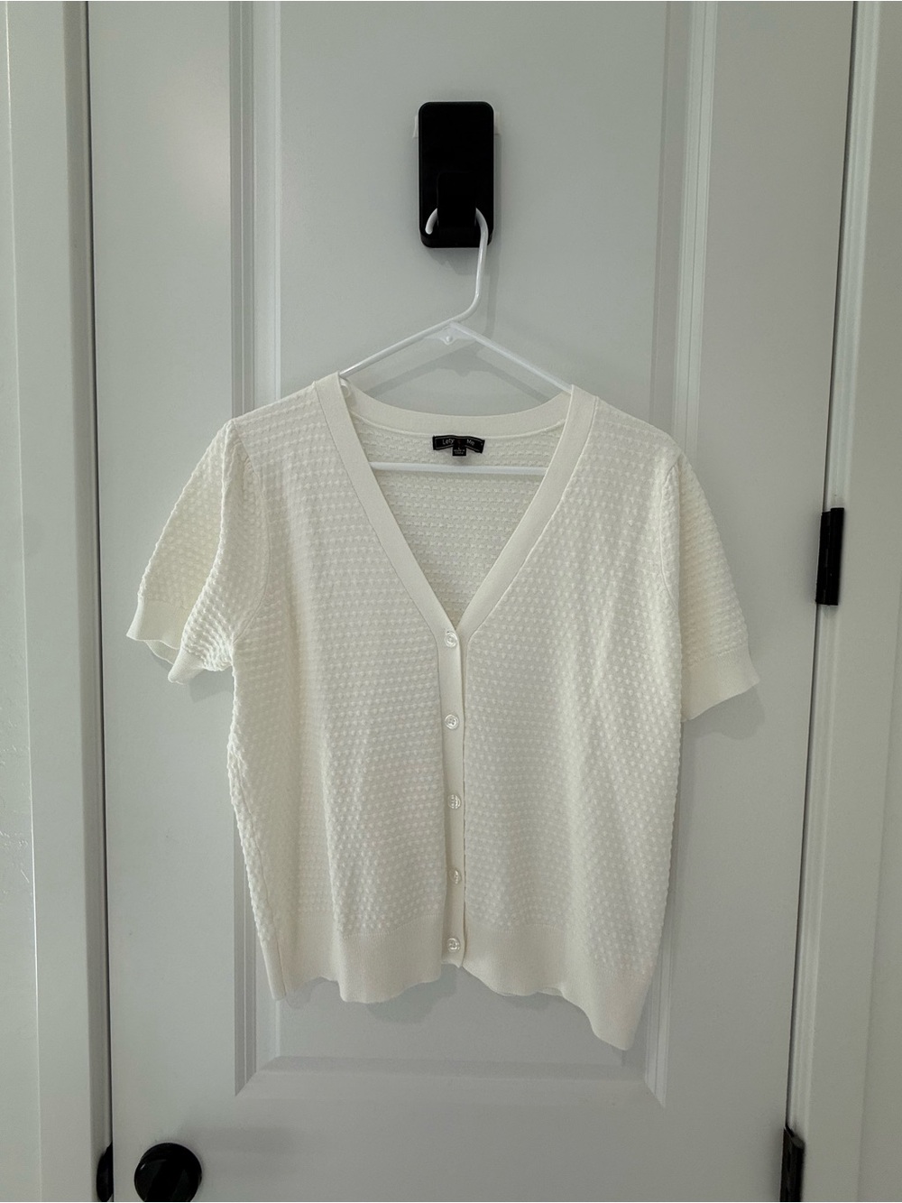 Cream Textured Short-Sleeve Button-Front Cardigan - Unbranded